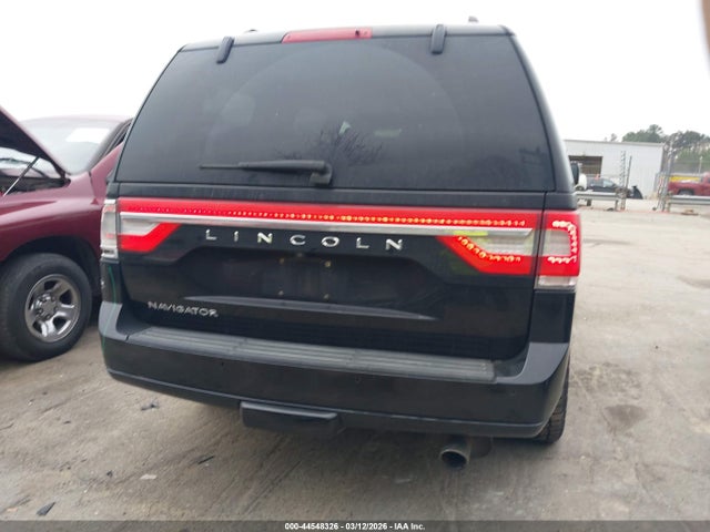 Lincoln Navigator Select