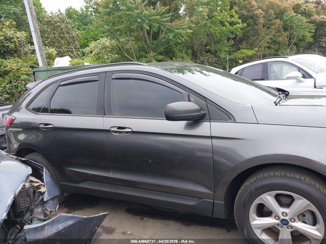 Ford Edge Se
