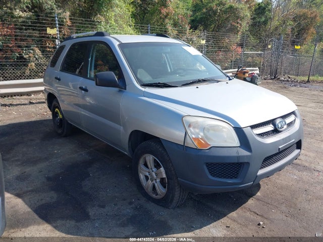 Salvage Kia Sportage Image