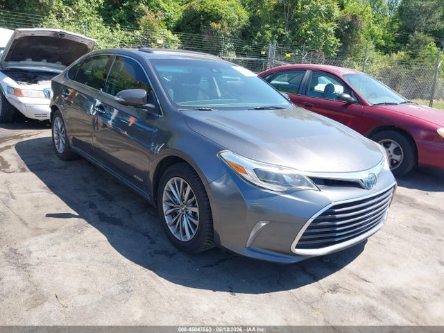 Salvage Toyota Avalon Hybrid Image