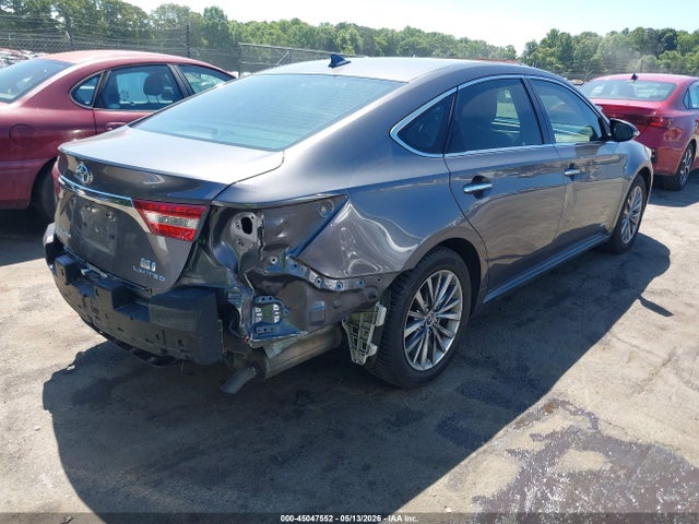 Toyota Avalon Hybrid Limited