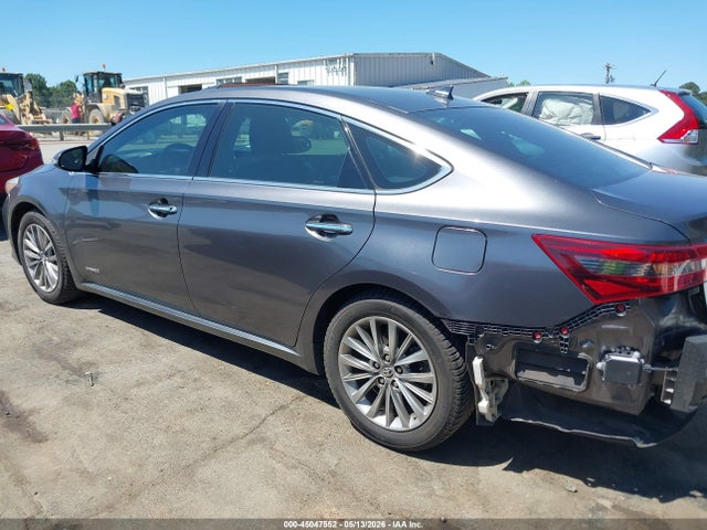 Toyota Avalon Hybrid Limited