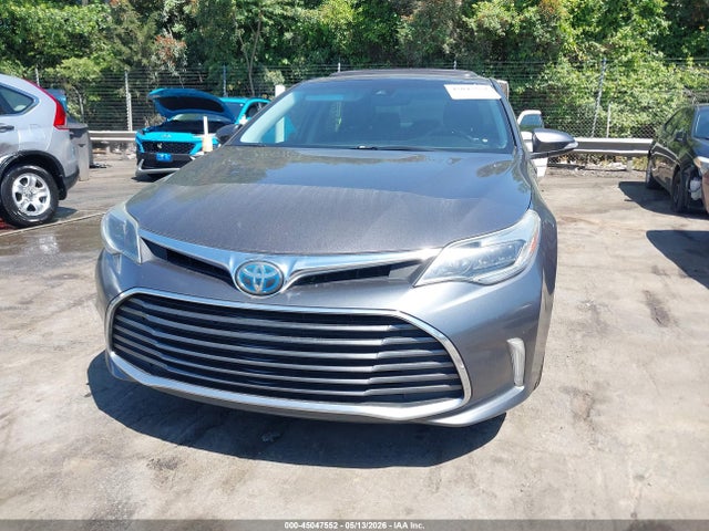 Toyota Avalon Hybrid Limited