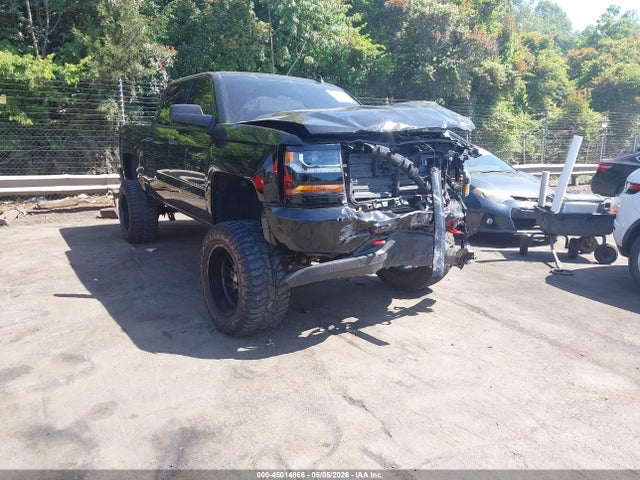 Salvage Chevrolet Silverado 1500 Image