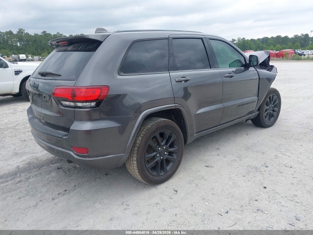 Jeep Grand Cherokee Altitude 4x2