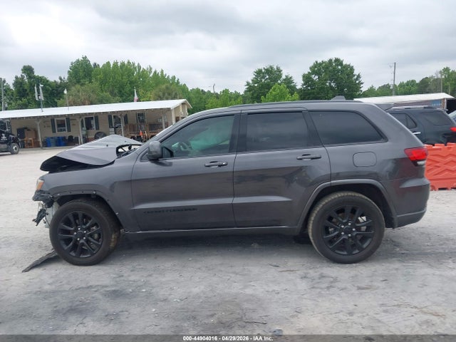 Jeep Grand Cherokee Altitude 4x2