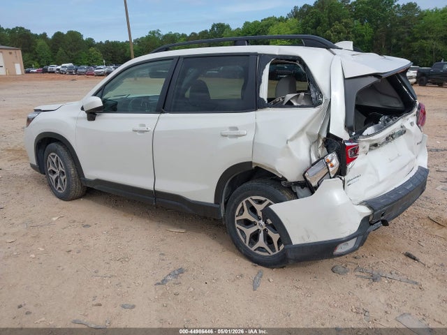 Subaru Forester Premium