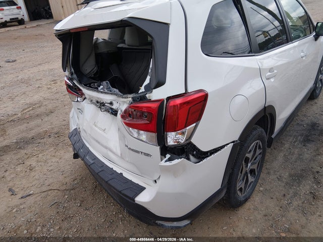 Subaru Forester Premium
