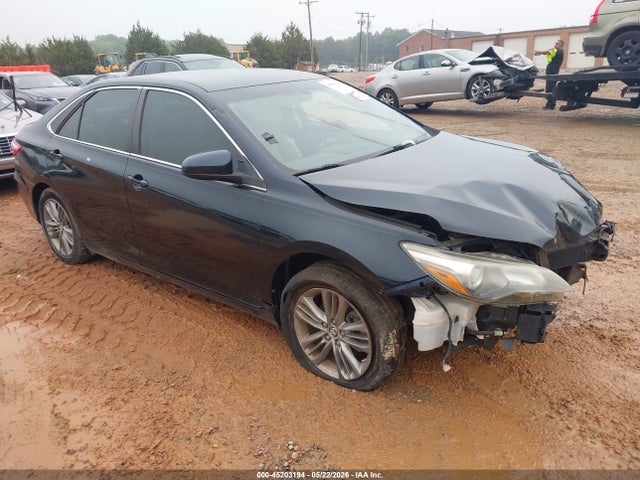 Salvage Toyota Camry Image