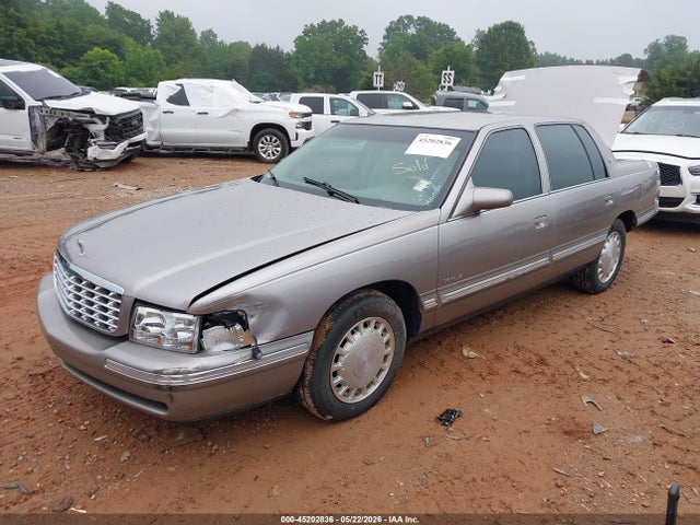 Cadillac DeVille Standard