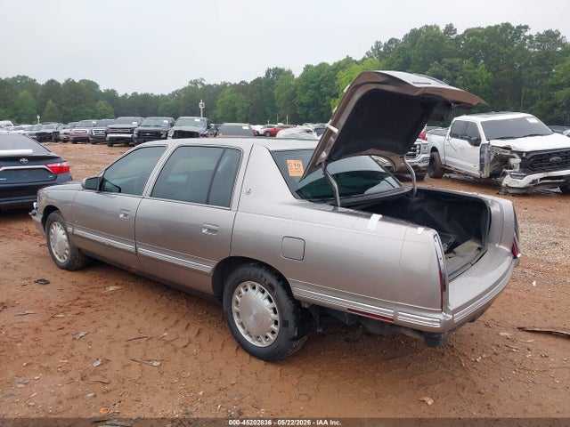 Cadillac DeVille Standard