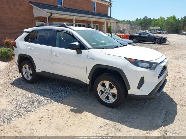 Salvage Toyota RAV4 Image