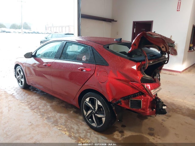Hyundai ELANTRA Sel