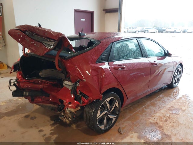 Hyundai ELANTRA Sel