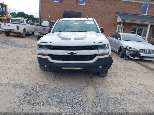 Chevrolet Silverado 1500 Custom