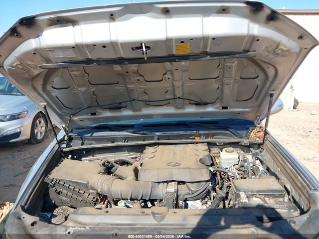 Toyota 4Runner Sr5