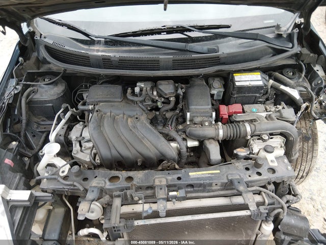Nissan Versa 1.6 S+