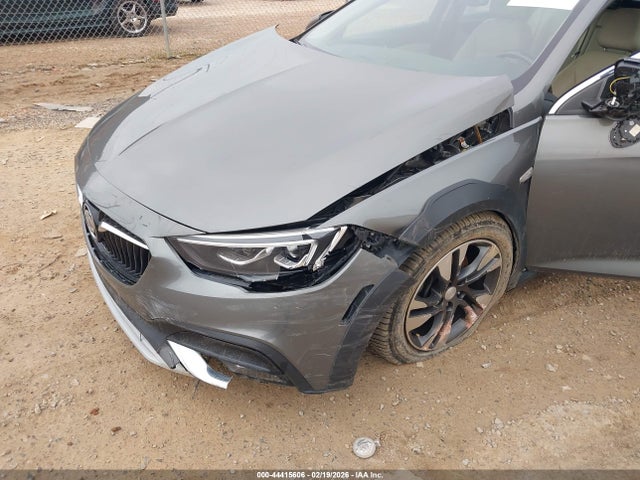 Buick Regal TourX Awd Essence