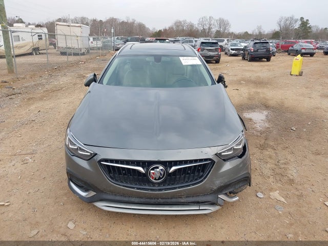 Buick Regal TourX Awd Essence