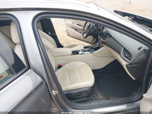 Buick Regal TourX Awd Essence