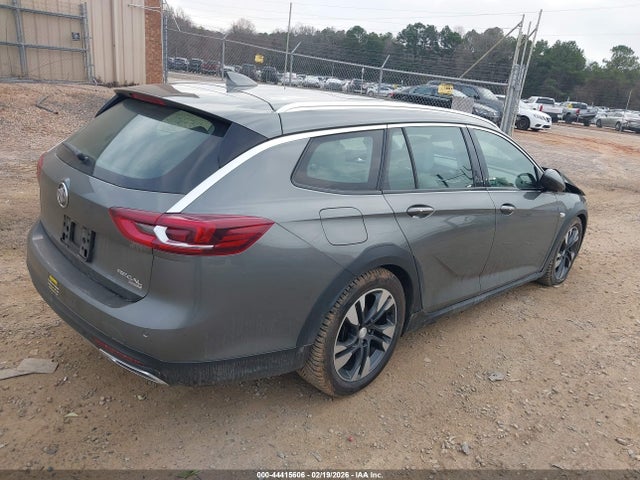 Buick Regal TourX Awd Essence