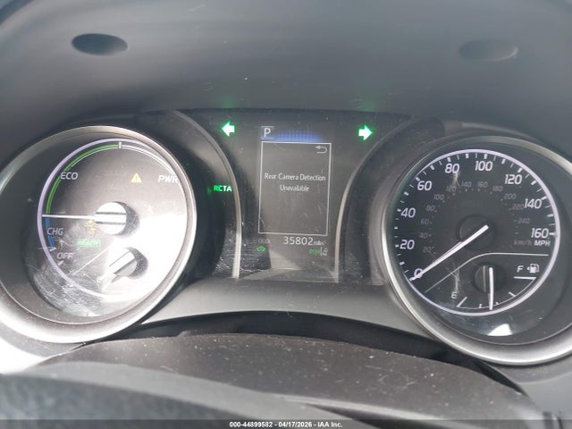 Toyota Camry Se Hybrid