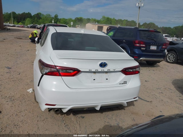 Toyota Camry Se Hybrid