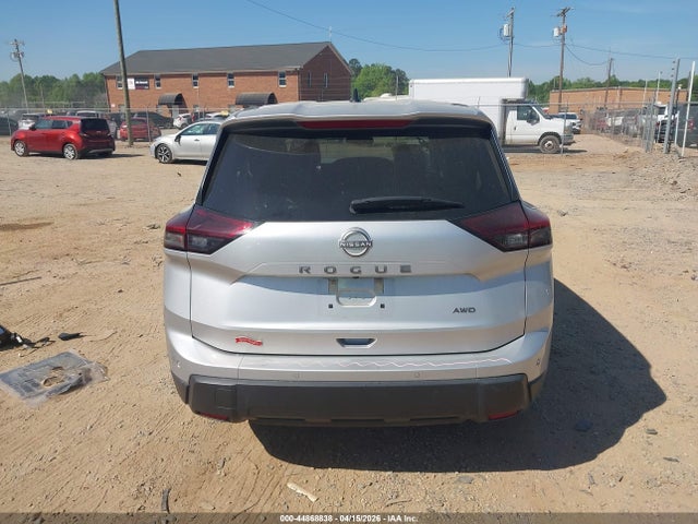 Nissan Rogue S Intelligent Awd