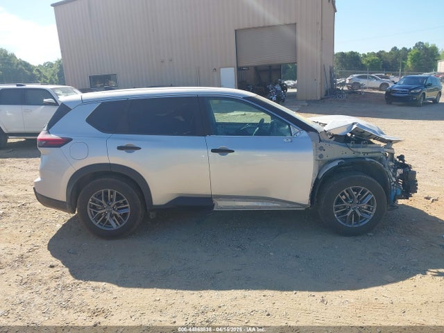 Nissan Rogue S Intelligent Awd