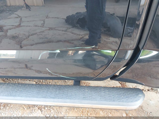 Nissan Titan Sl