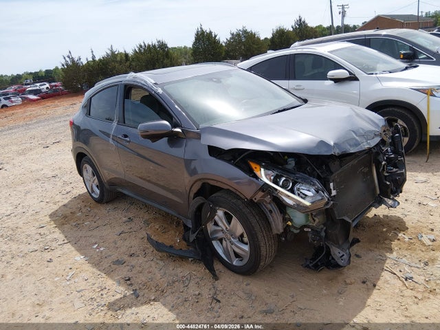 Salvage Honda HR-V Image