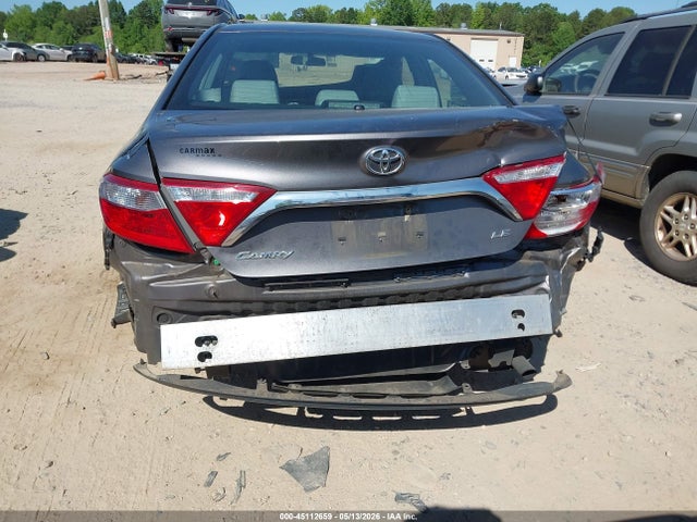 Toyota Camry Le