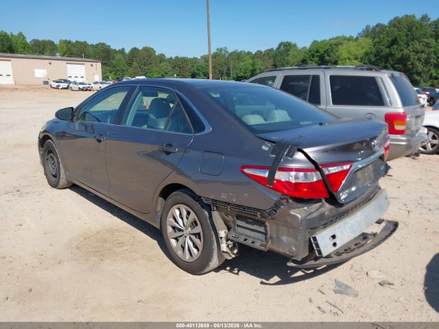 Toyota Camry Le