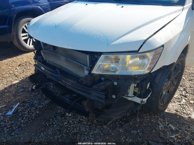 Dodge Journey Crossroad