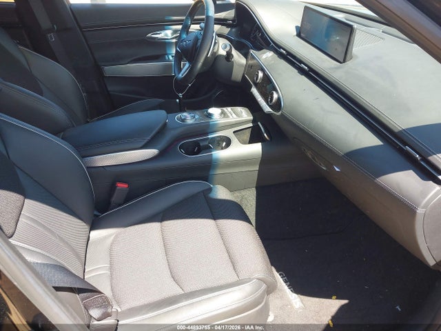 Genesis GV70 2.5t Awd