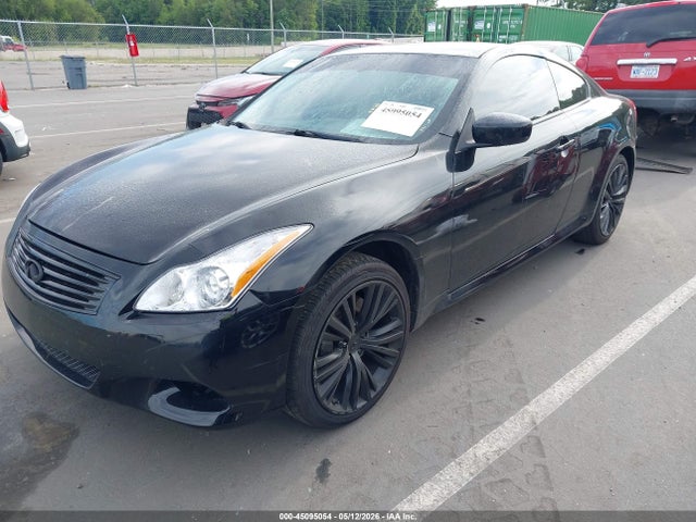 INFINITI Q60