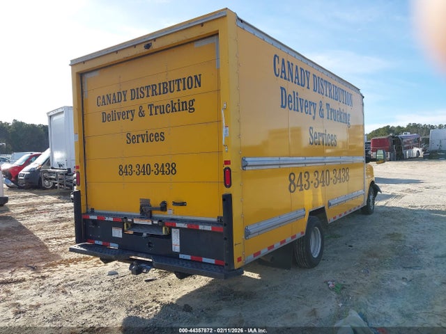 General Motors Savana Cutaway Work Van