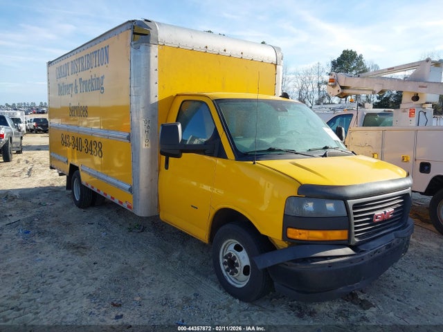 Salvage General Motors Savana Cutaway Image