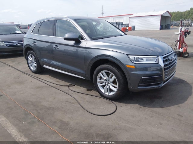 Salvage Audi Q5 Image