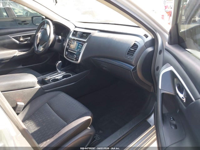 Nissan Altima 2.5 Sv