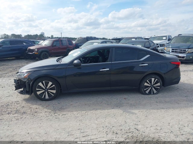 Nissan Altima Sv Fwd