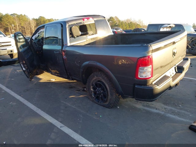 Ram 2500 Tradesman  4x4 6'4 Box