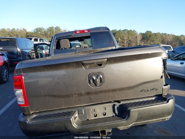 Ram 2500 Tradesman  4x4 6'4 Box