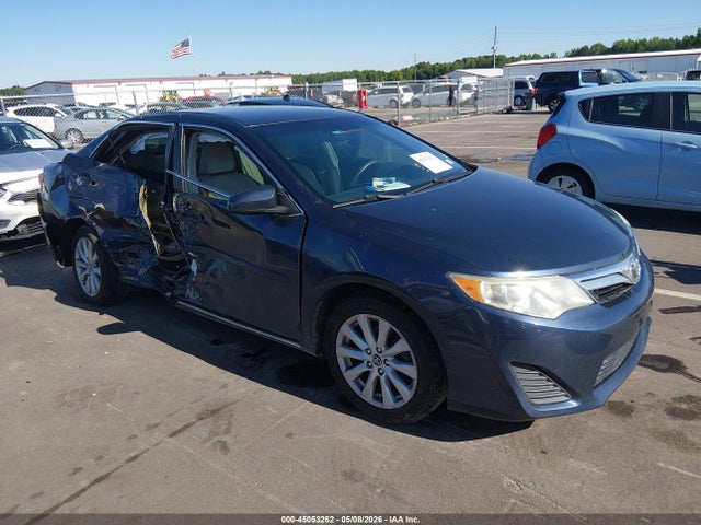 Salvage Toyota Camry Image