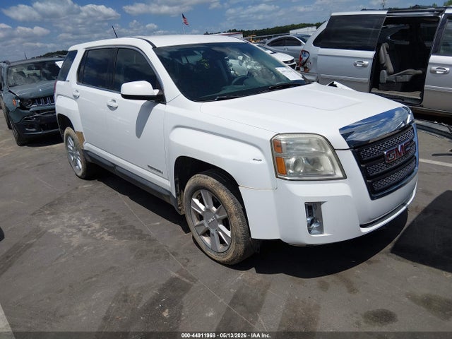 Salvage GMC Terrain Image