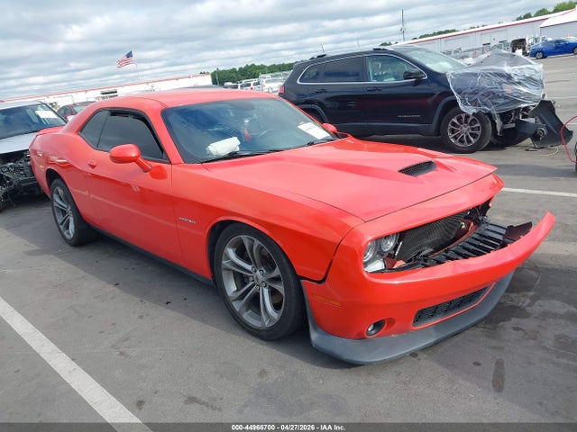 Salvage Dodge Challenger Image