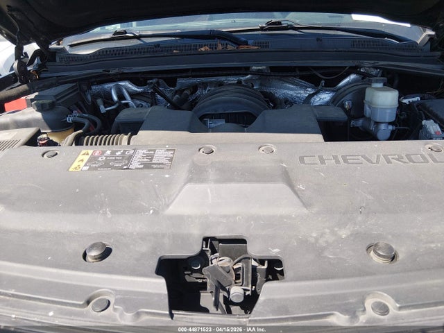 Chevrolet Suburban Lt
