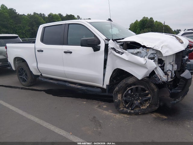 Salvage Chevrolet Silverado 1500 Image