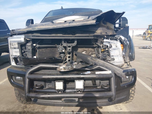 Ford F-250 Lariat