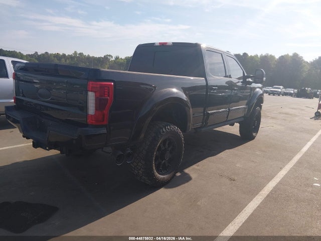 Ford F-250 Lariat